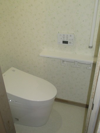 TOTOのネオレストAH1にお取替え